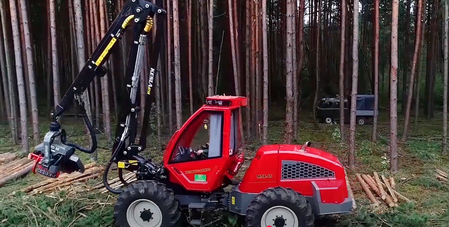 Харвестер Беларус Sampo MЛX 46